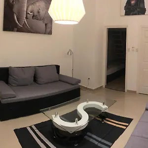 The Urban Jungle By Gozsdu Apartamento Budapest